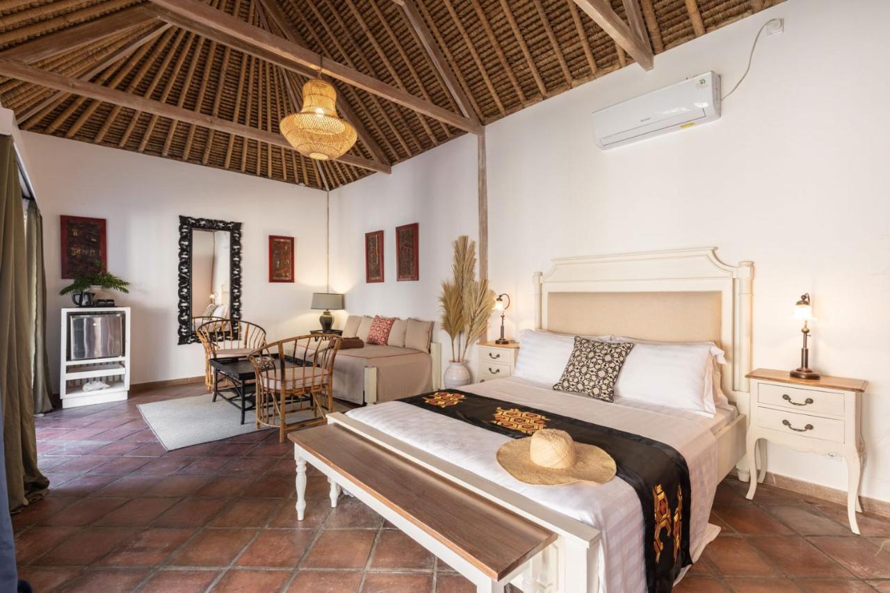Amahelia Luxury Resort & Restaurant - Gili Asahan Exteriör bild