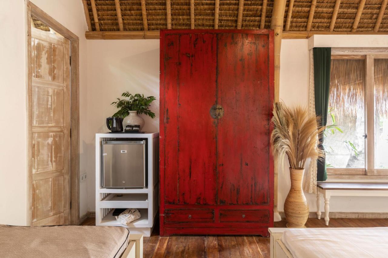 Amahelia Luxury Resort & Restaurant - Gili Asahan Exteriör bild