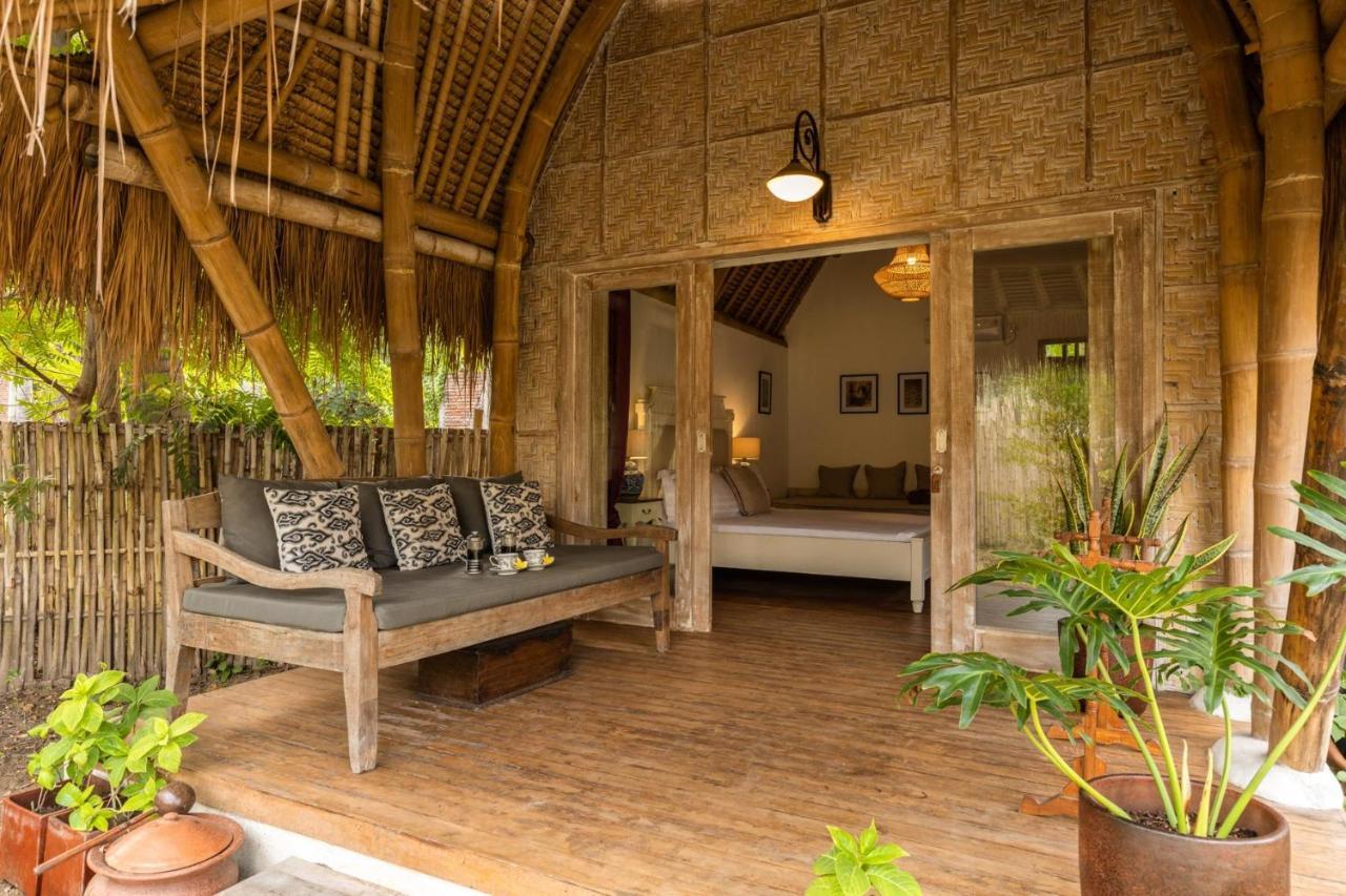 Amahelia Luxury Resort & Restaurant - Gili Asahan Exteriör bild