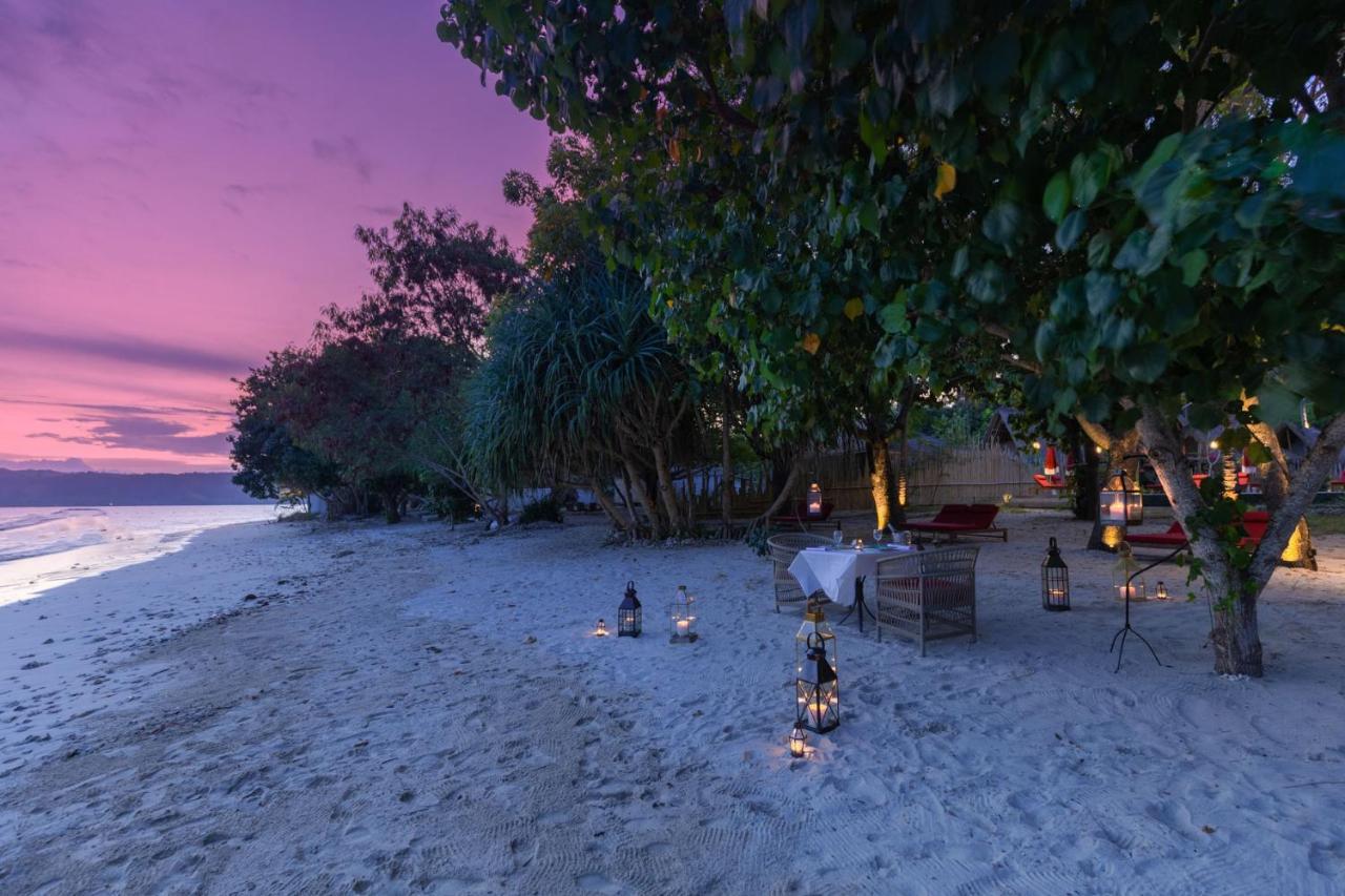 Amahelia Luxury Resort & Restaurant - Gili Asahan Exteriör bild