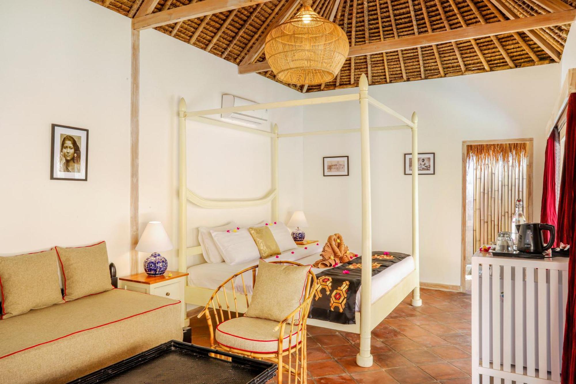 Amahelia Luxury Resort & Restaurant - Gili Asahan Exteriör bild
