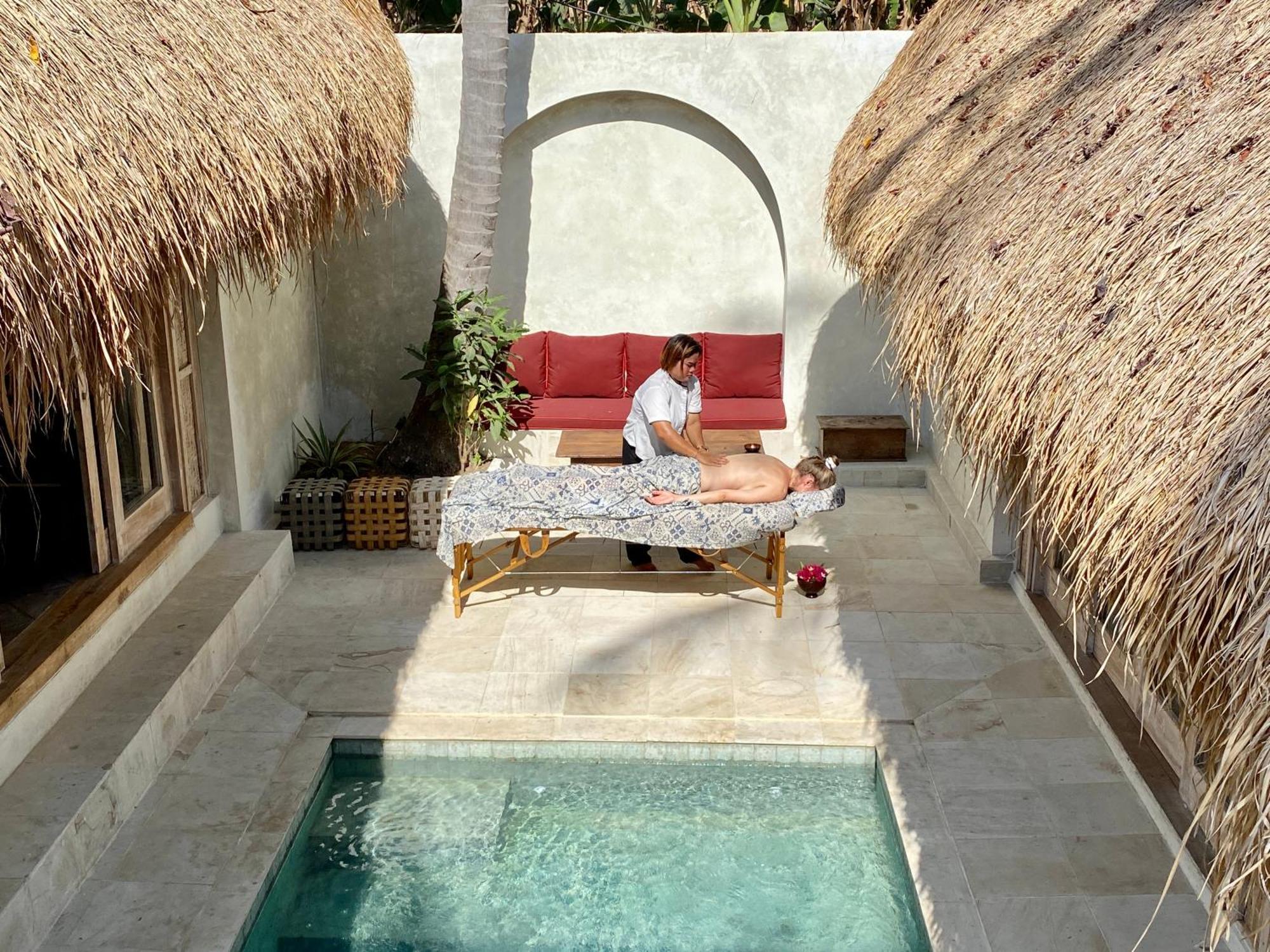 Amahelia Luxury Resort & Restaurant - Gili Asahan Rum bild
